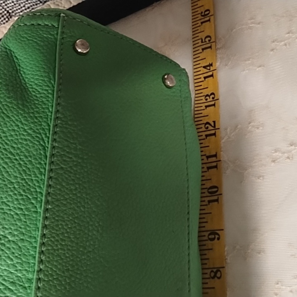 Kate Spade VGC Green 100% Cow Leather Shoulder Bag. Pebbled. - Picture 10 of 16